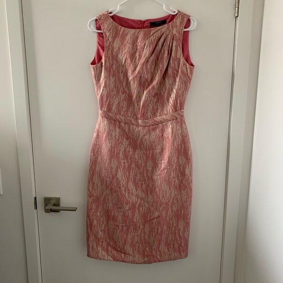 Alex Marie Dresses & Skirts - 4 for $20 🖤 Pink metallic sheath dress 4/6